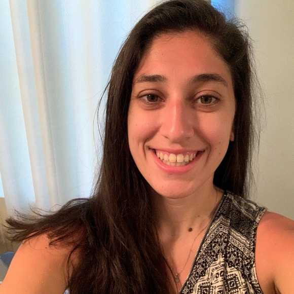 Meet your POSHer! - Picture 1 of 1